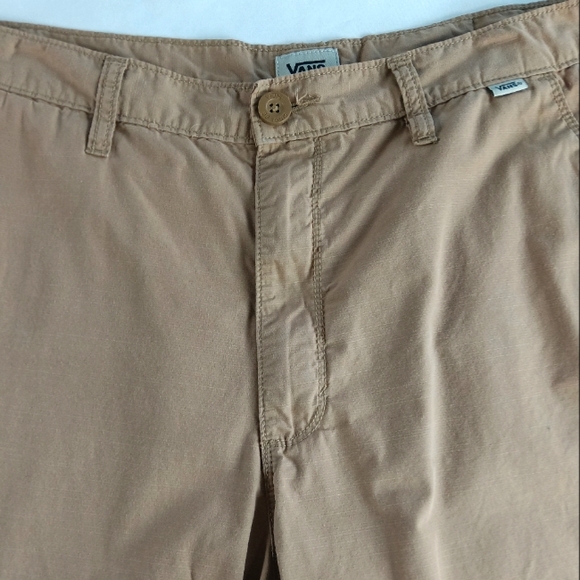 Vans Men's Shorts. - Picture 3 of 13